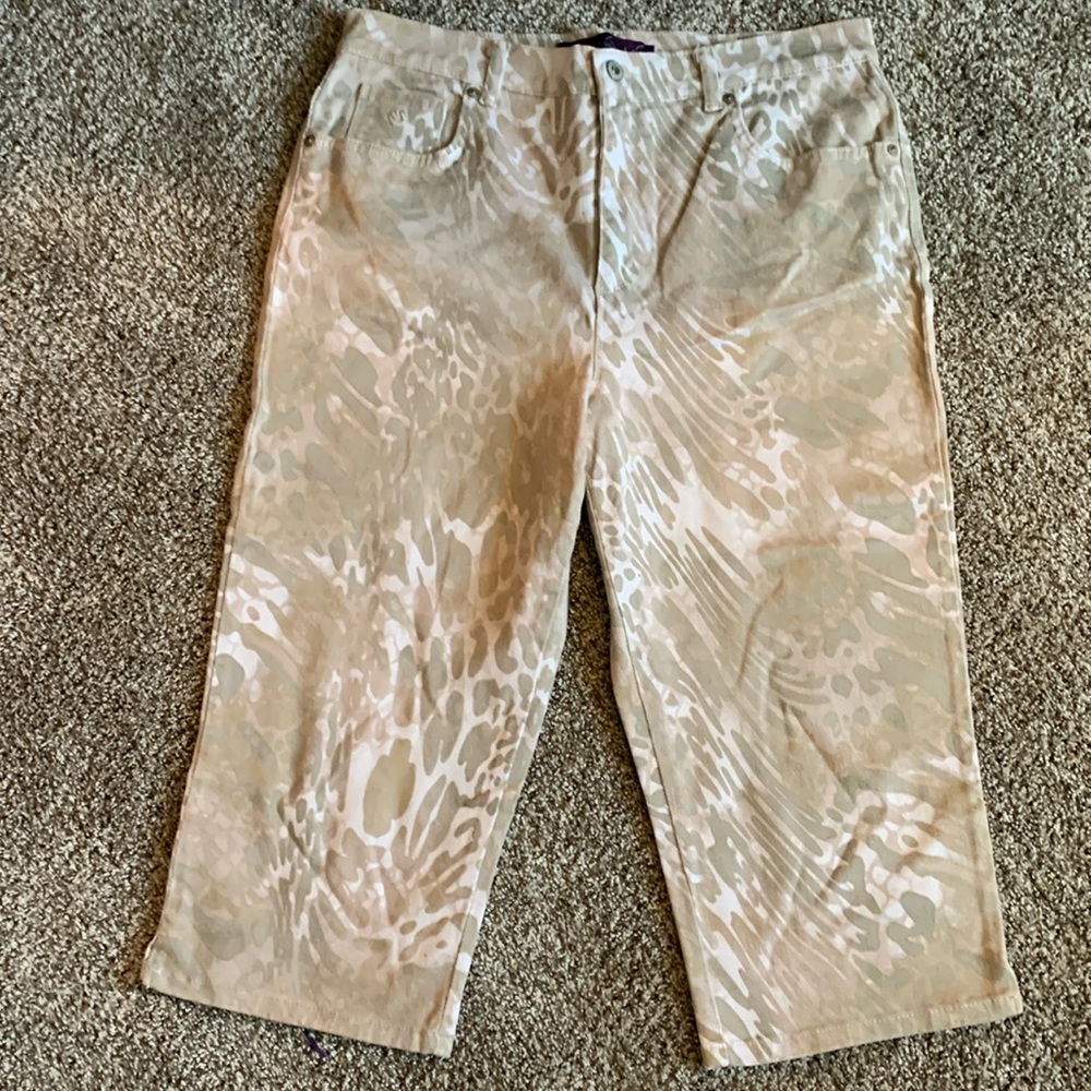 Gloria Vanderbilt, Amanda Capri size 14